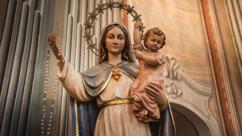O “sim” de Maria inspira o discipulado cristão e revela um caminho de fé, apresentado por Jose Eduardo De Oliveira e Silva.