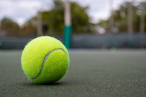 Teciomar Ábila explica como a psicologia ajuda a manter o foco e vencer partidas decisivas no tênis
