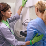 O que o laudo da mamografia revela sobre a saúde das mamas? Com a análise de Vinicius Tadeu Sattin Rodrigues, entenda os principais achados e sua importância clínica.