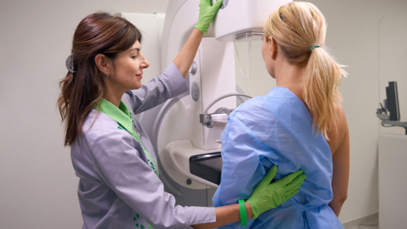 O que o laudo da mamografia revela sobre a saúde das mamas? Com a análise de Vinicius Tadeu Sattin Rodrigues, entenda os principais achados e sua importância clínica.